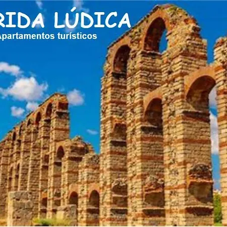 Apartamentos Merida Ludica Parking Gratis En El Centro De La Ciudad Y Aparcamiento Gratis En La Misma Puerta Exterior foto