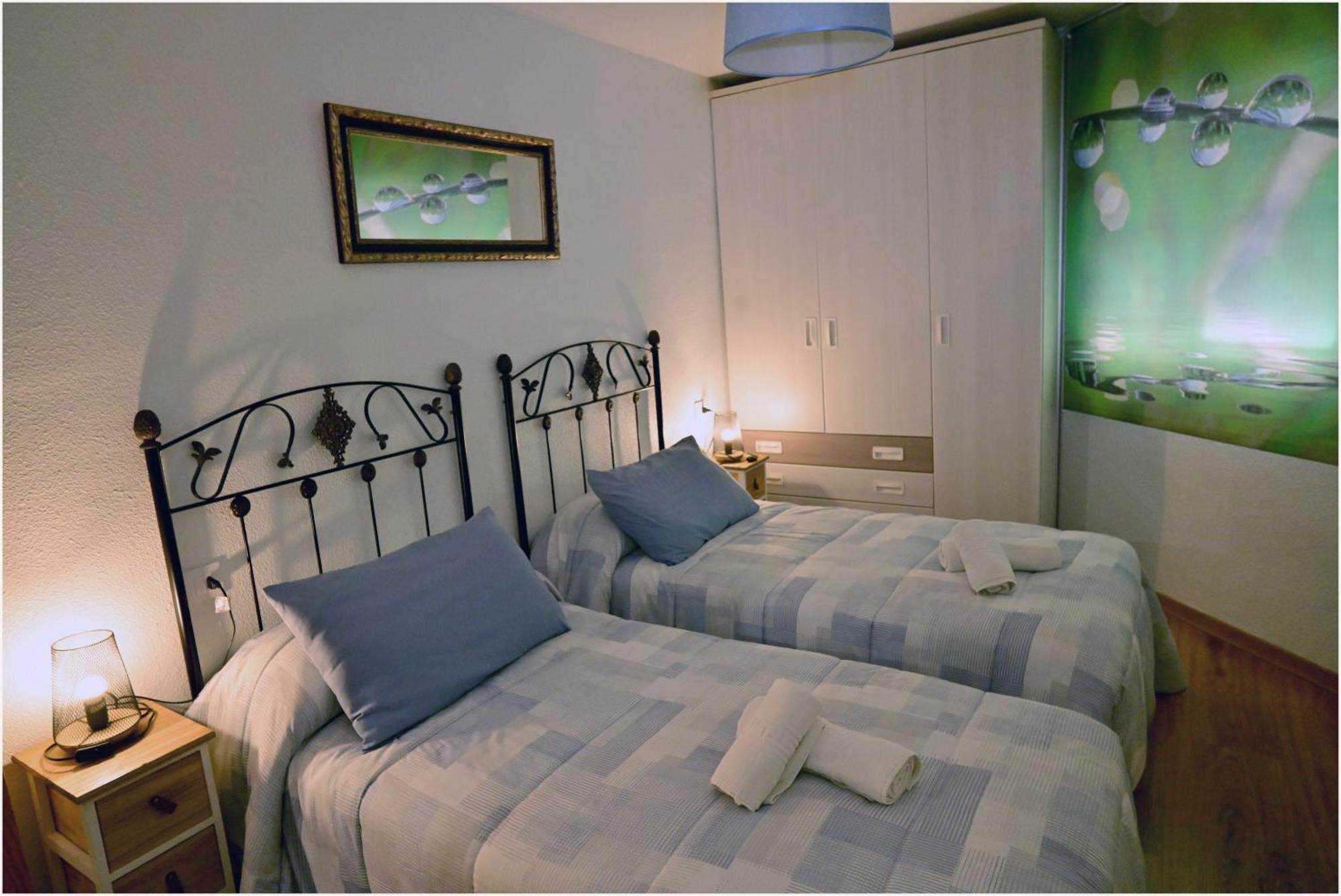 Ludica Parking Gratis En El Centro De La Ciudad Y Aparcamiento Gratis En La Misma Puerta Apartment Merida